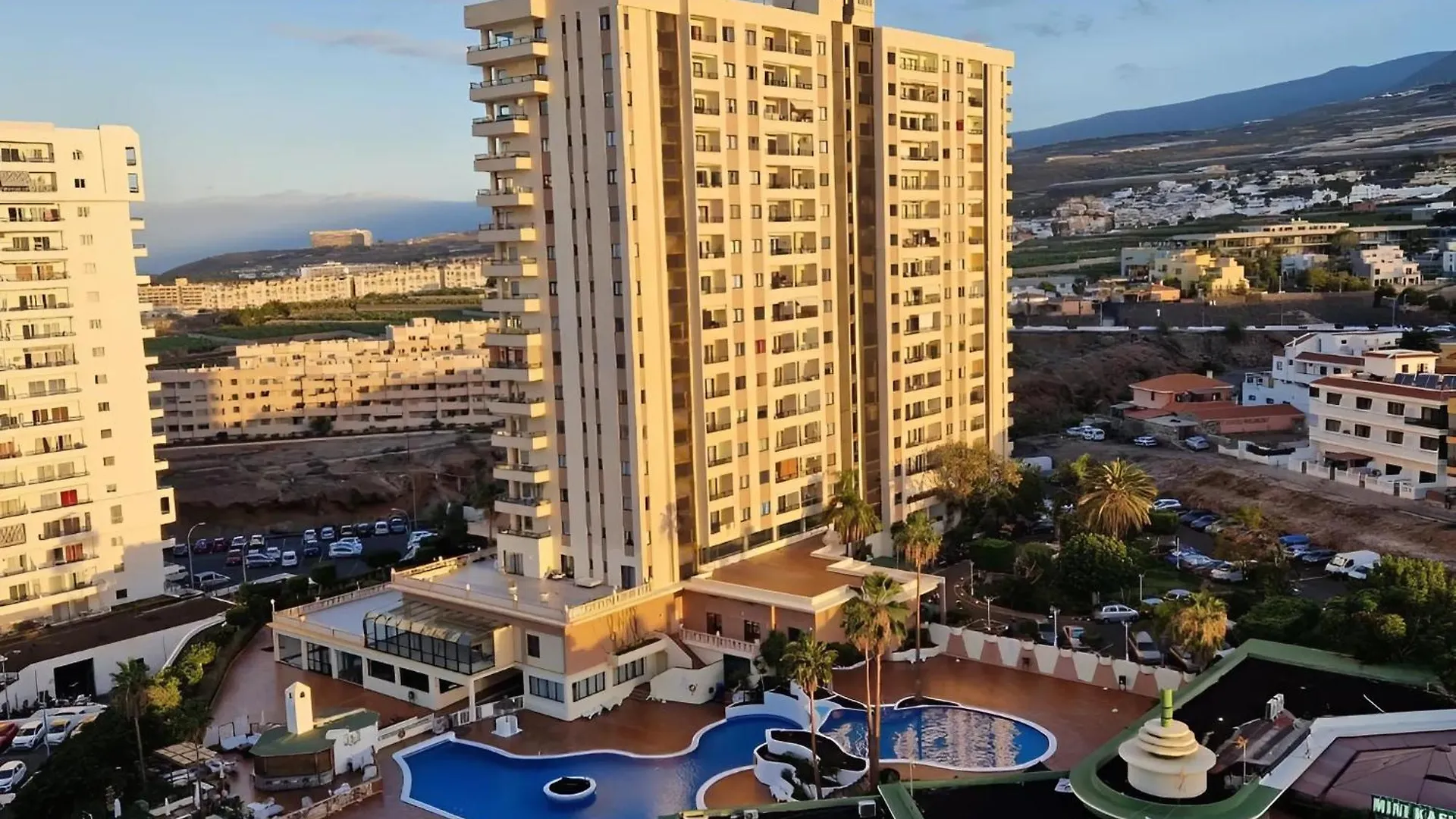 Skyline View Apartment - Free Private Parking Including & Guest Bonus Costa Adeje
