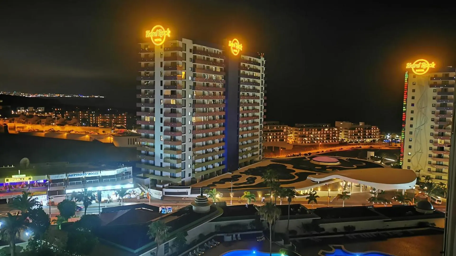 Skyline View Apartment - Free Private Parking Including & Guest Bonus Costa Adeje  Spain